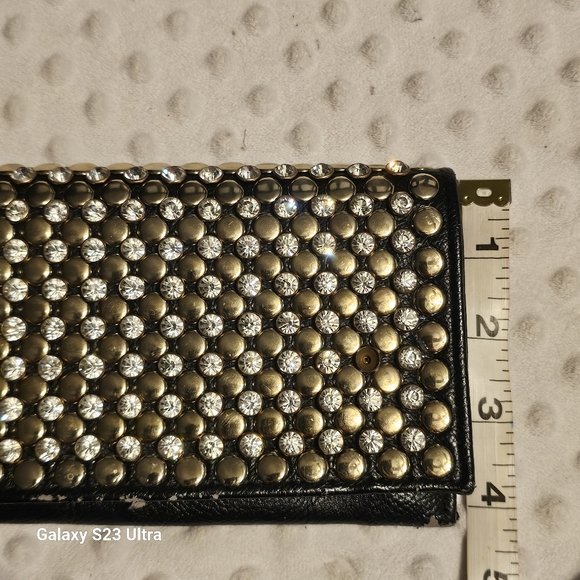 Cache Clutch - Picture 11 of 12